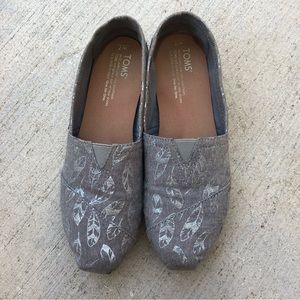 TOMS slip on shoes